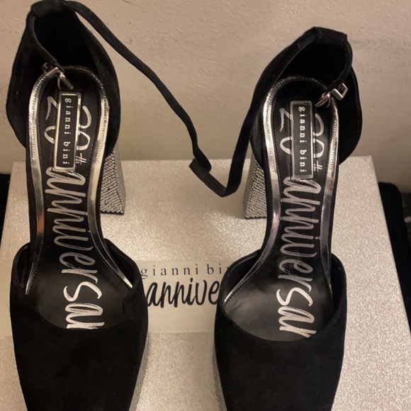 Black Suede Platforms - Picture 6 of 8